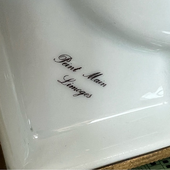 Limoges French Porcelain Inkwell/Trinket Box - Picture 4 of 7